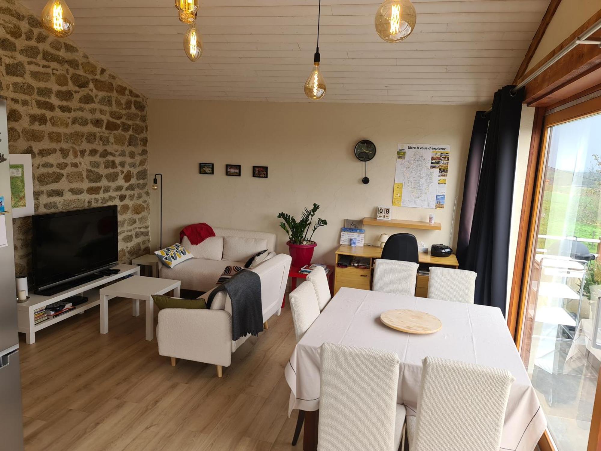 Gite Chez Tiane Saint-Flour-L'Etang Екстериор снимка
